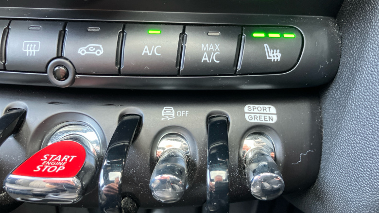 MINI Hatchback 1.5 Cooper Exclusive Premium Plus 5dr Auto Petrol Hatchback